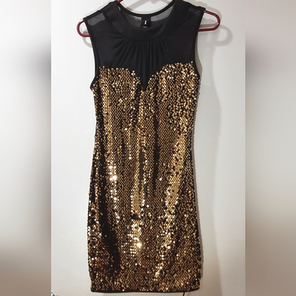 🏵Gold Sequin Cocktail Dress🏵